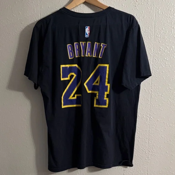 Adidas Lakers Black T-Shirt - Picture 8 of 8